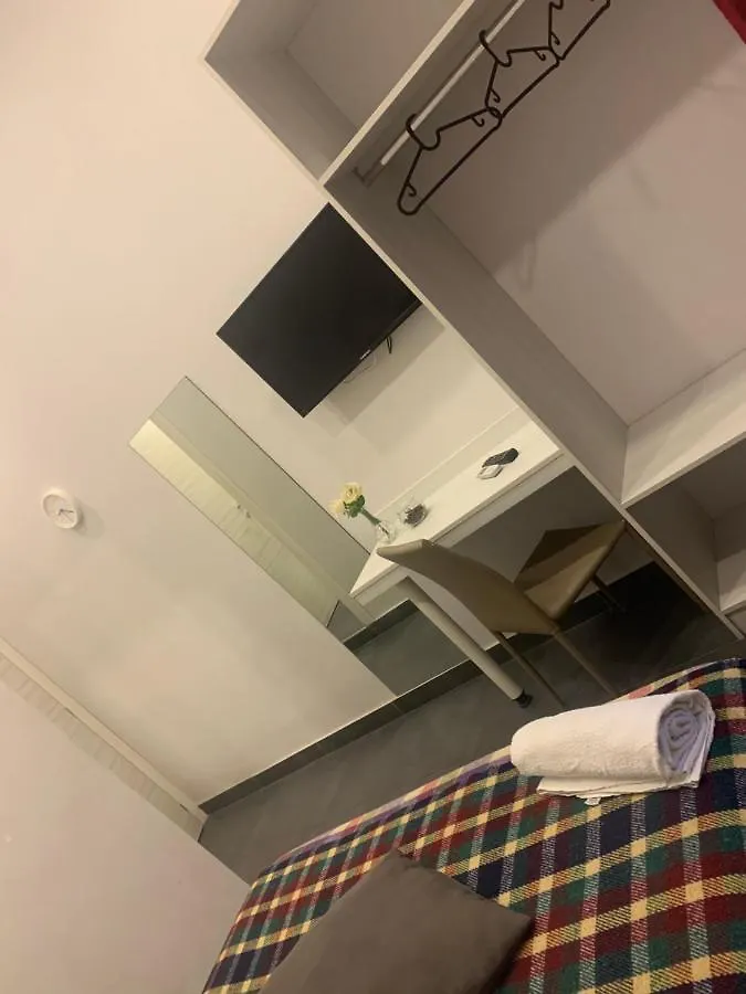 Alessandro Poerio Hotel Napoli 3*,
