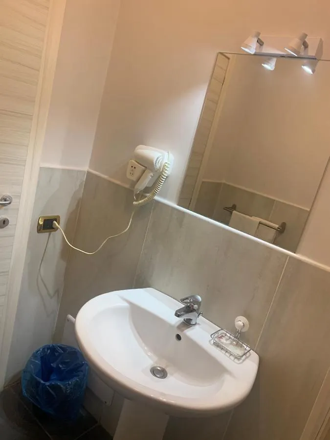 Alessandro Poerio Hotel Napoli