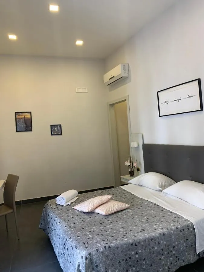 Alessandro Poerio Hotel Naples 3*,  Italy