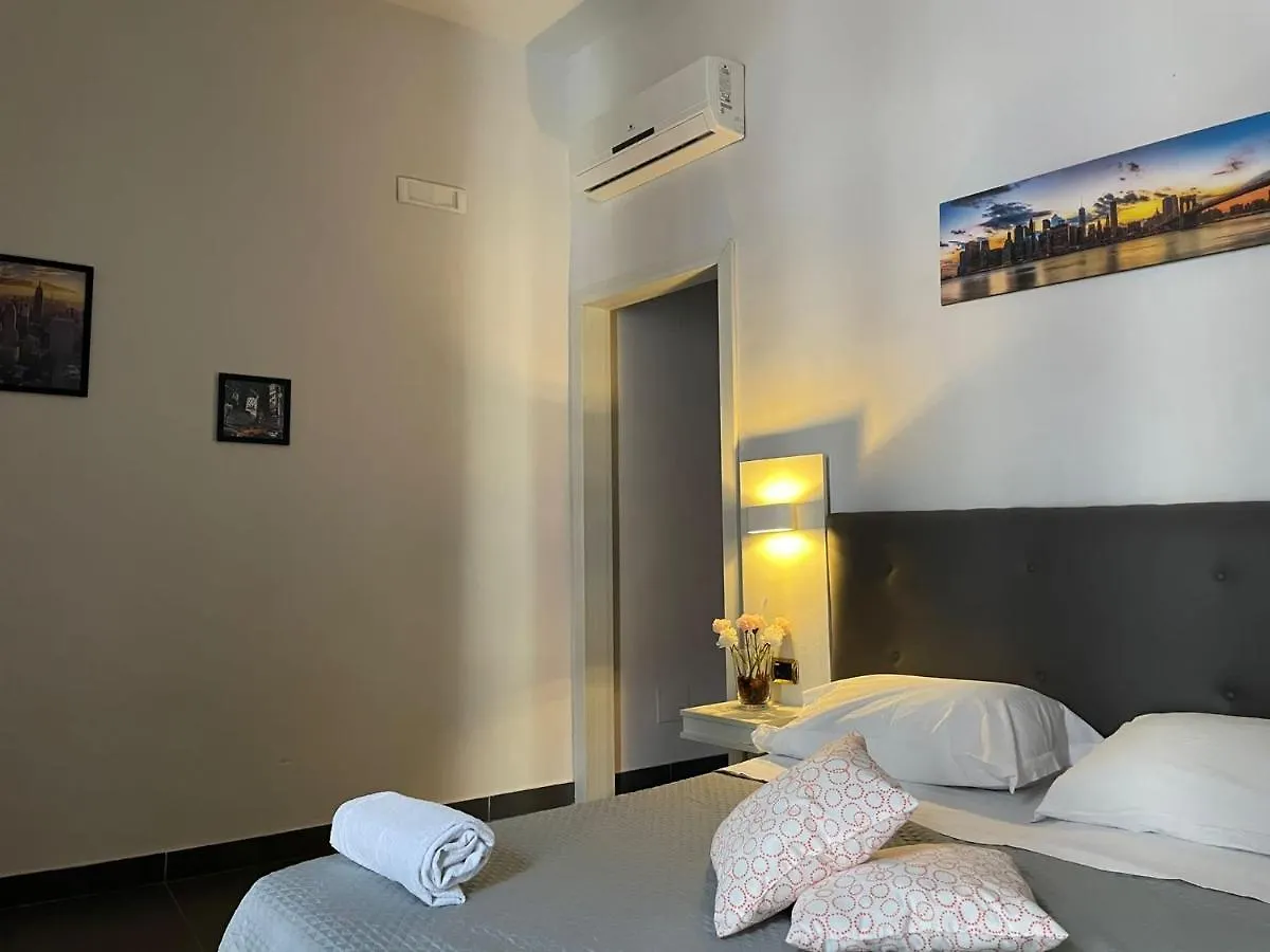 Alessandro Poerio Hotel Naples